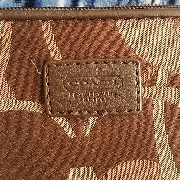 Wristlet - Picture 5 of 5